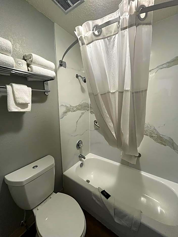 AmericInn by Wyndham Cloquet