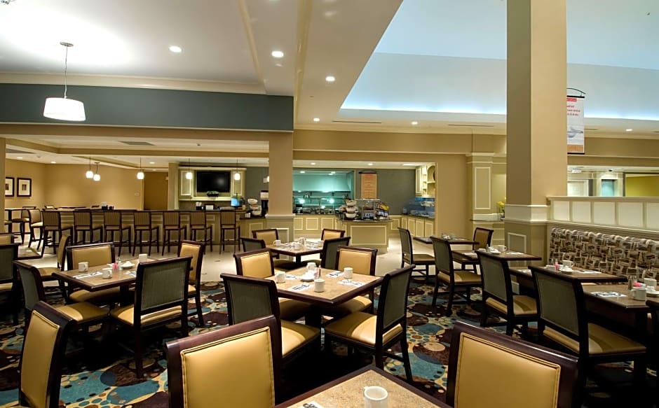 Hilton Garden Inn Westampton