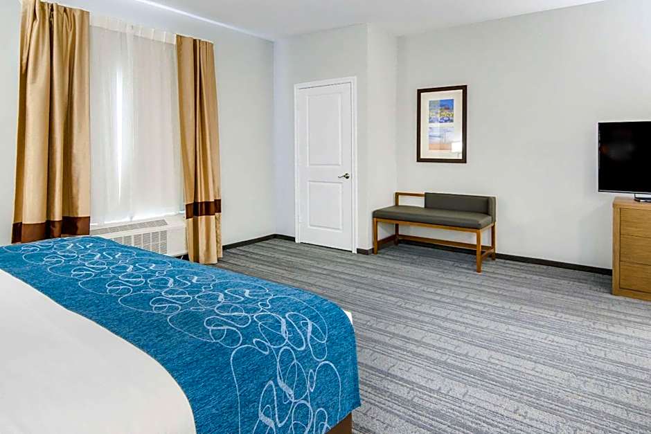 Comfort Suites DeSoto Dallas South
