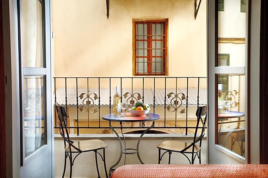 Casa Perla Suites