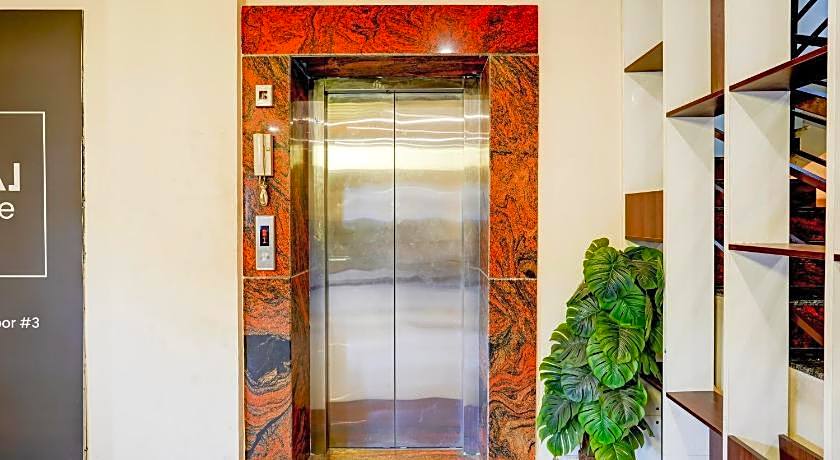 Super Townhouse Oak Mahadevapura Opposite Phoenix Mall