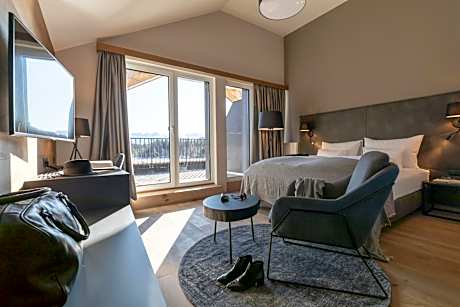 Superior Double Room Lake View