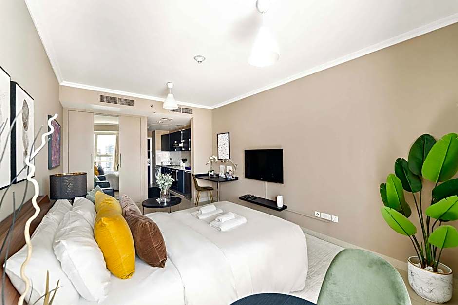 Silkhaus Modern Studio near Almas in West Lake