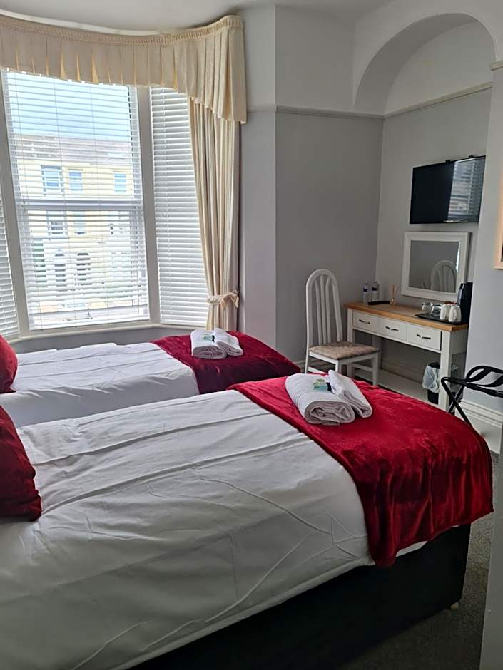 Clifton Villa - Southport