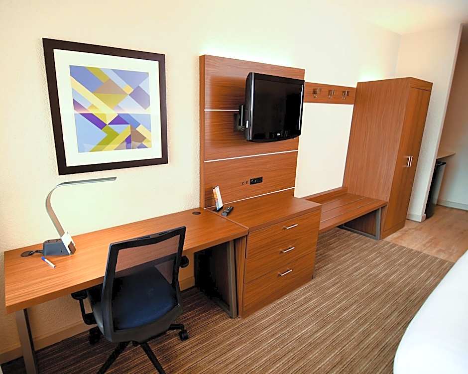 Holiday Inn Express Hotel & Suites Port Clinton-Catawba Island By IHG