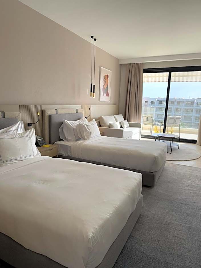 The G Einbay Golf Resort