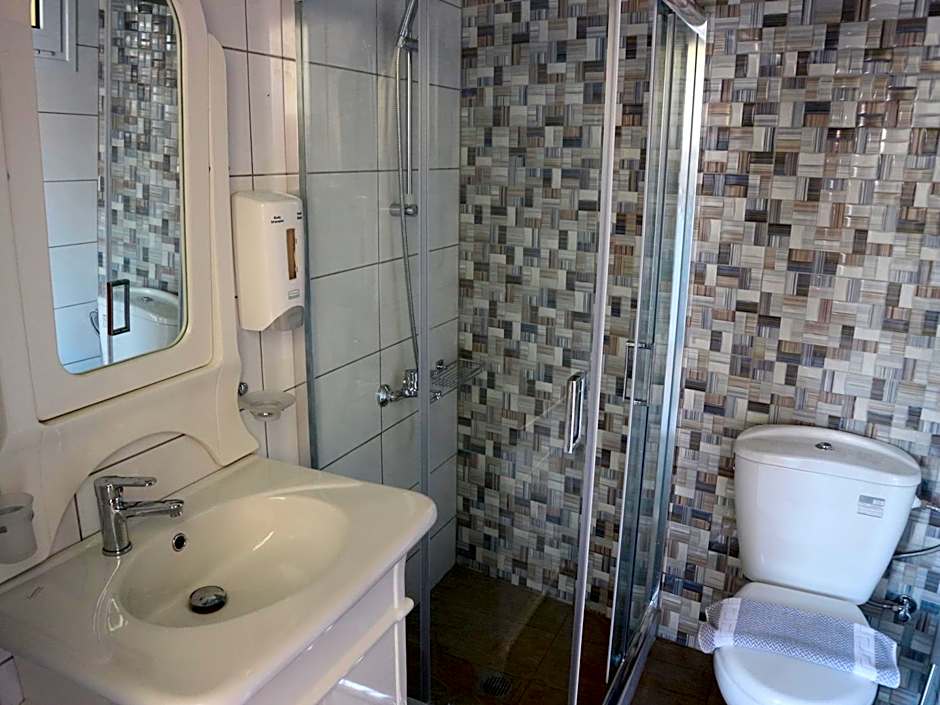 Diogenis Blue Palace