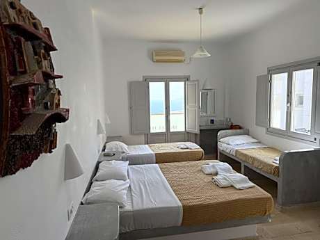 Family Room with Sea View