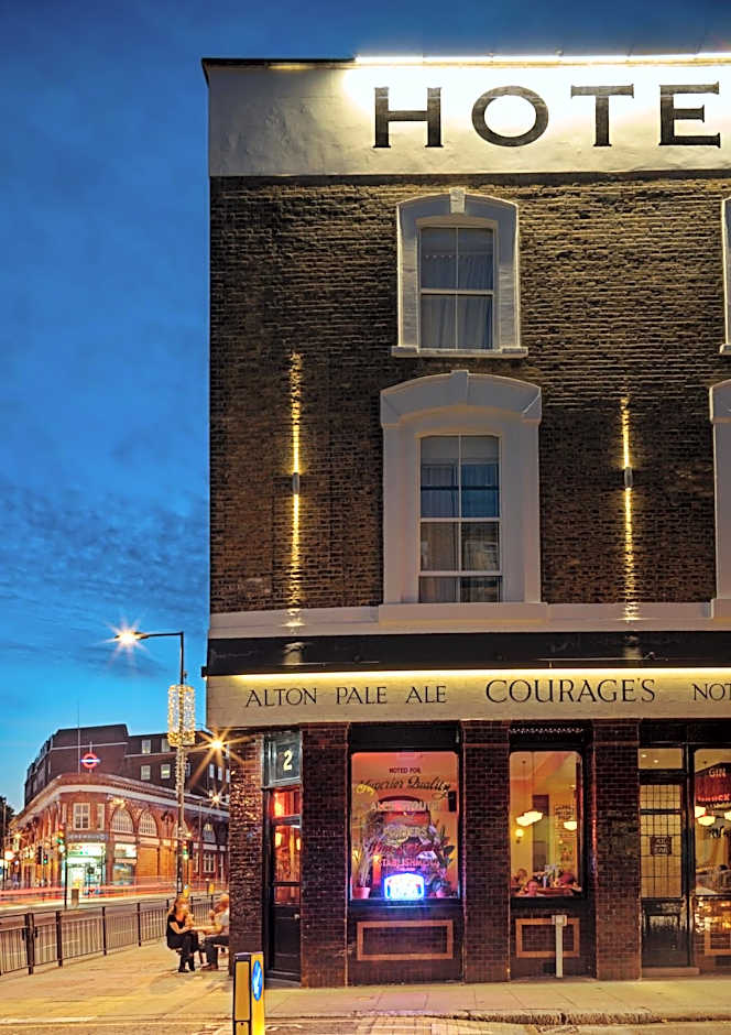 Camden Enterprise Hotel