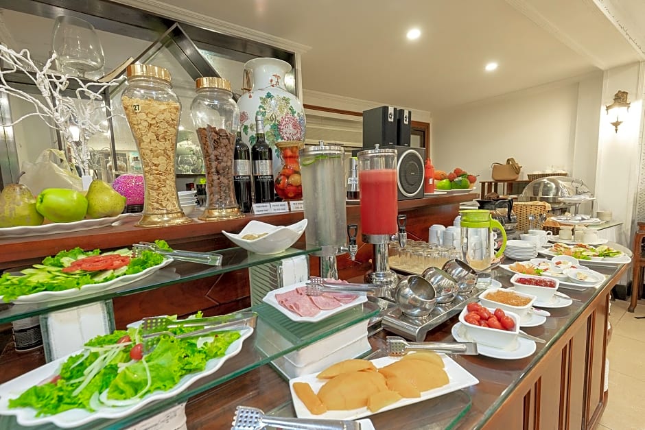 Hanoi Little Town Hotel