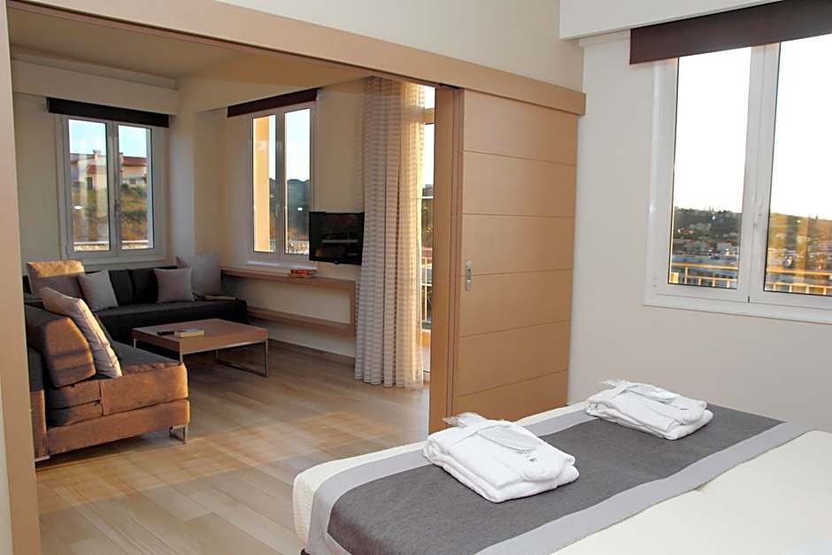 Renieris Hotel