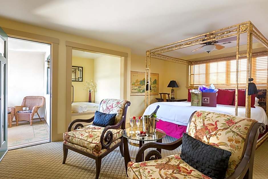 Photo 1 of 4 of Superior 1 King Bed