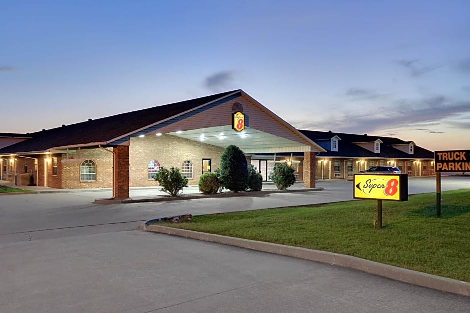 Super 8 by Wyndham Big Cabin/Vinita Area