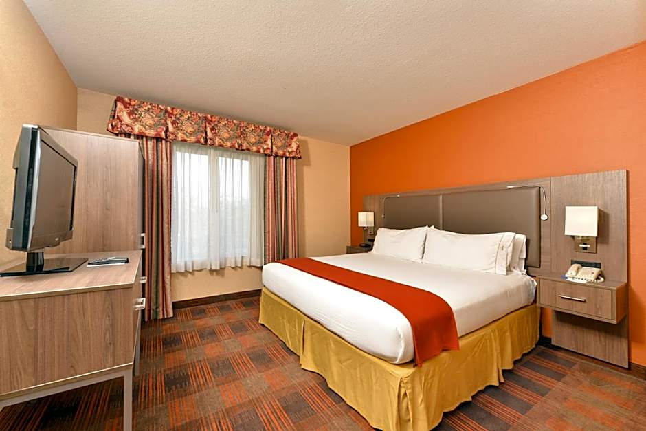 Holiday Inn Express Hotel & Suites Elk Grove Ctrl - Sacramento S By IHG