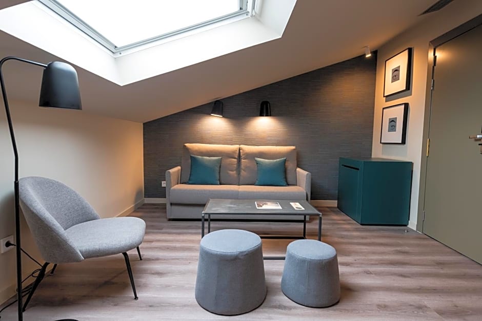 Atenea Rekord Suites