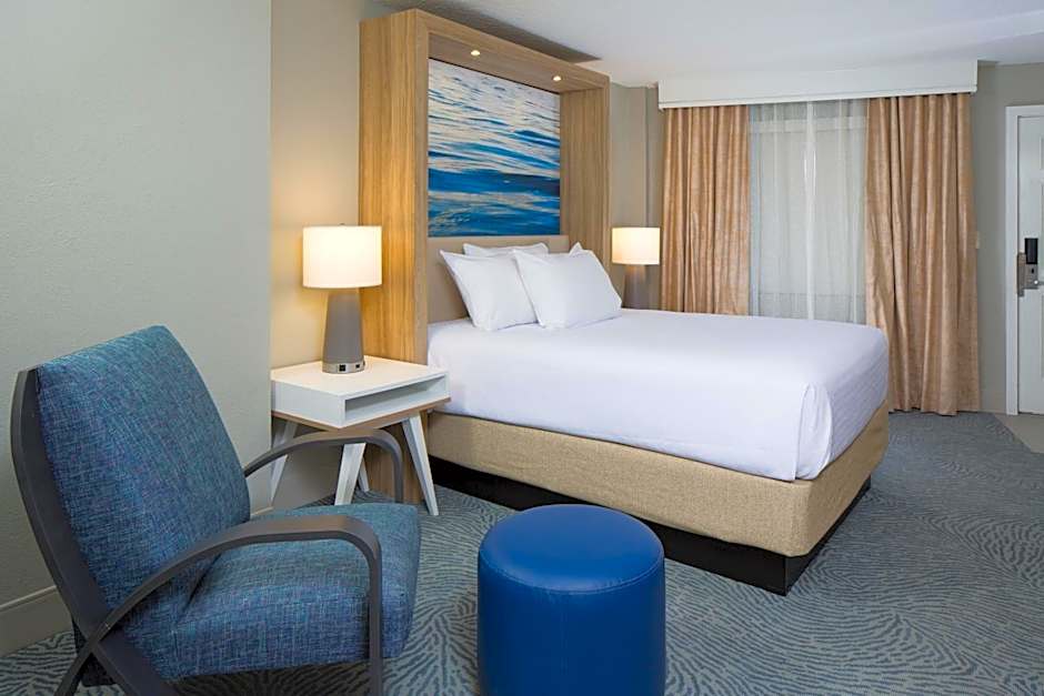 Crowne Plaza Melbourne-Oceanfront By IHG