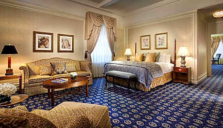 Grand Luxury Suite - Full Kitchen