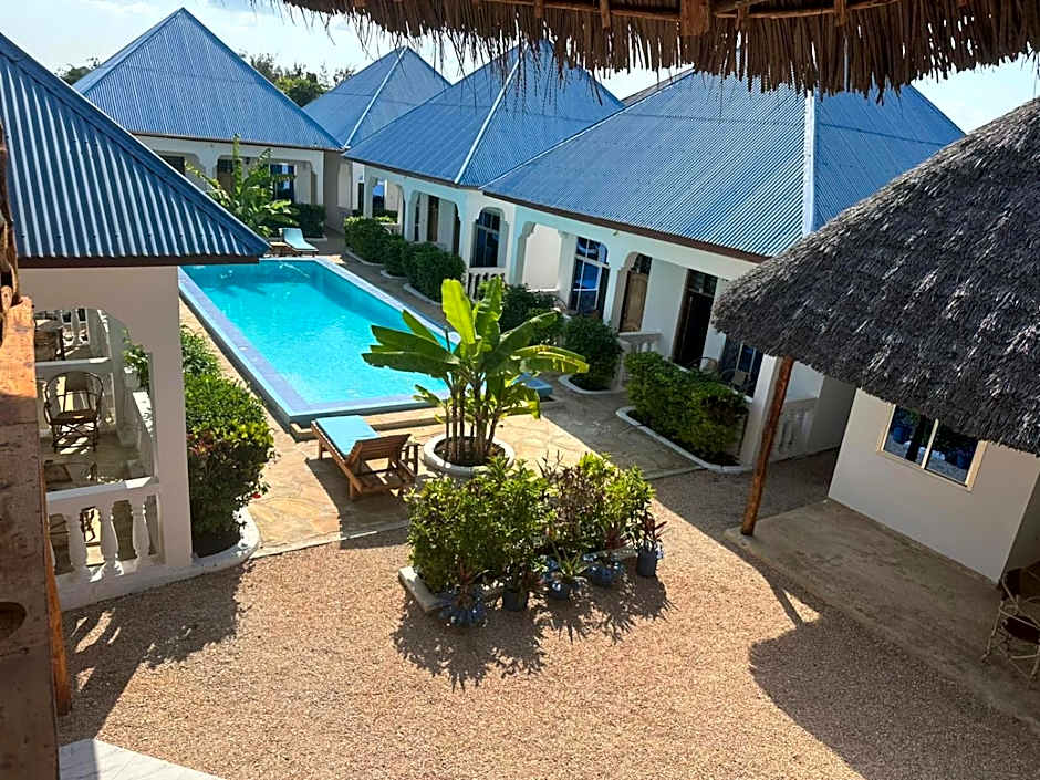 AROYA Boutique Hotel