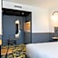 Best Western M-Treize Paris Asnieres