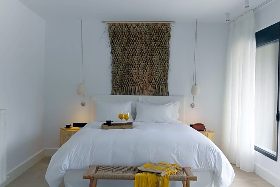 Amantes Villas and Suites