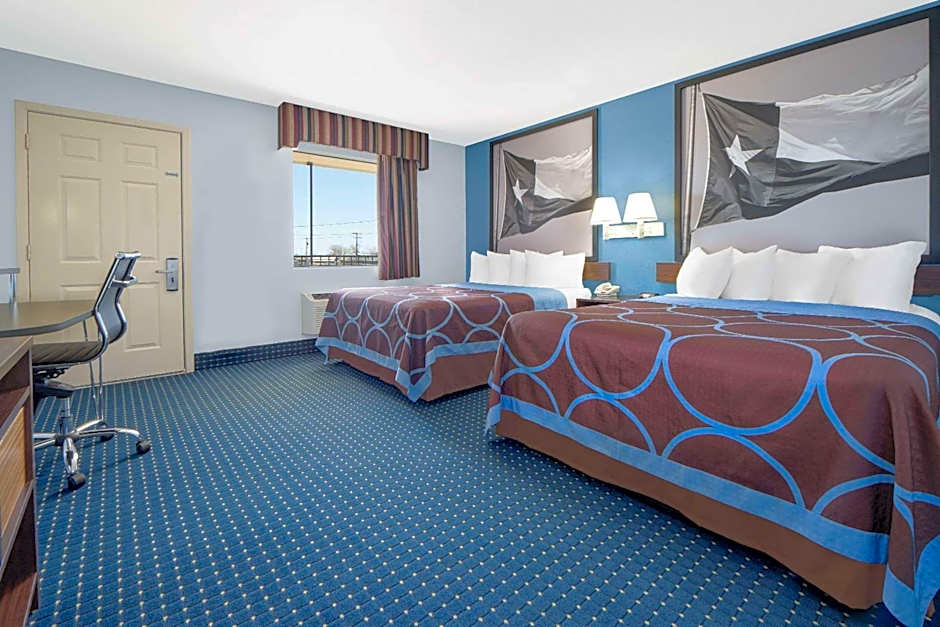 Super 8 by Wyndham Dumas TX