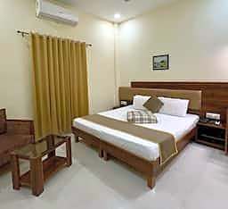 Hotel Sarovar Regency