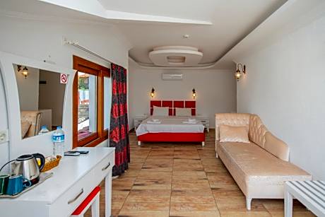 King Room with Spa Bath