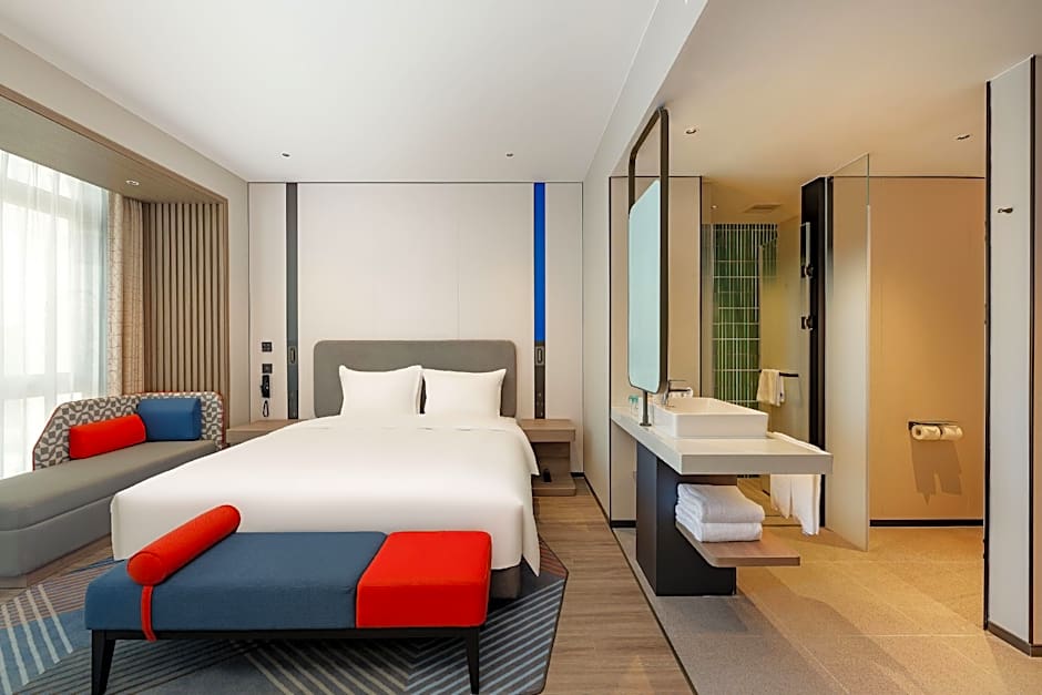 Holiday Inn Express Haimen City Center By IHG