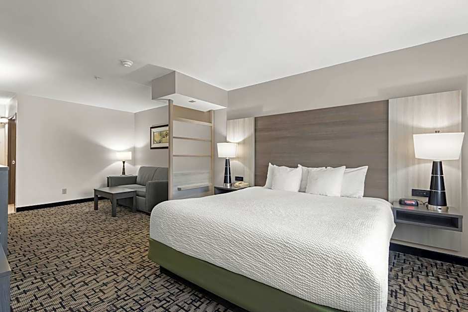 Best Western Crown Inn & Suites