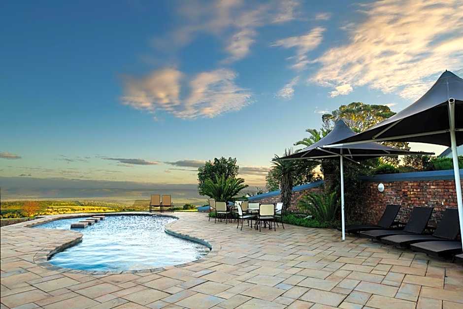 Founders Lodge by Mantis