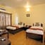 Hotel Crown Himalayas