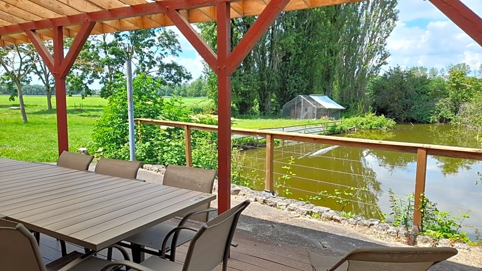 La Ferme de l'isle et sa Roulotte