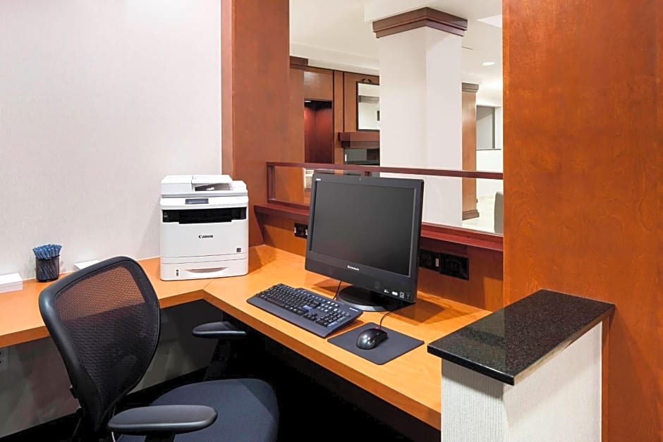 Fairfield Inn & Suites by Marriott Austin Parmer Tech Ridge