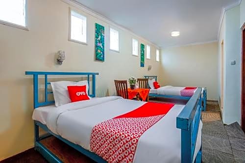 OYO 3004 Penginapan Bromo Adi