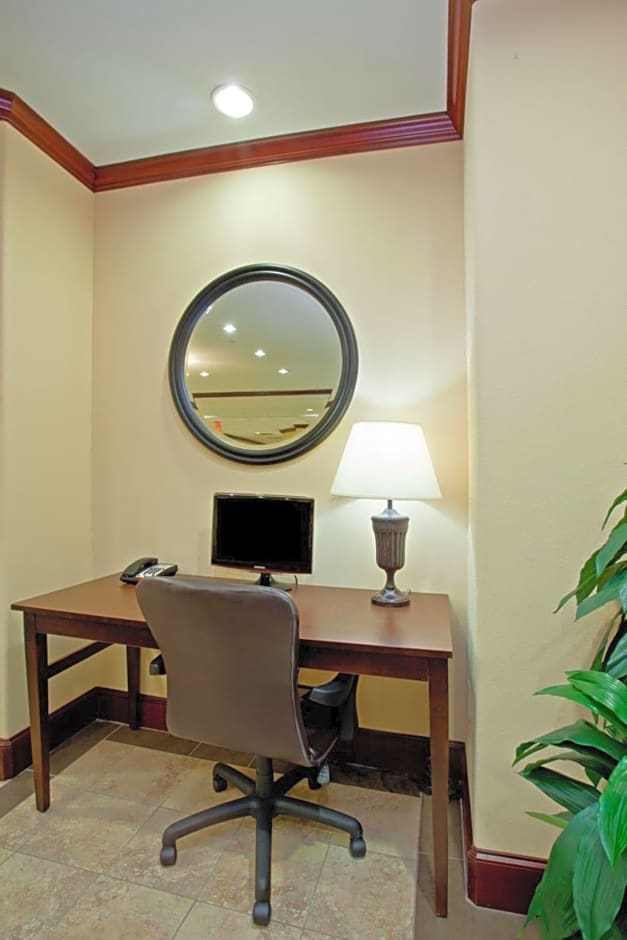 Candlewood Suites League City, an IHG Hotel