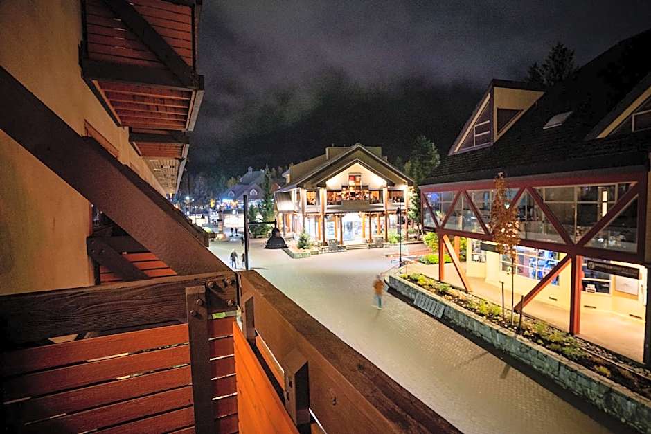 Blackcomb Lodge