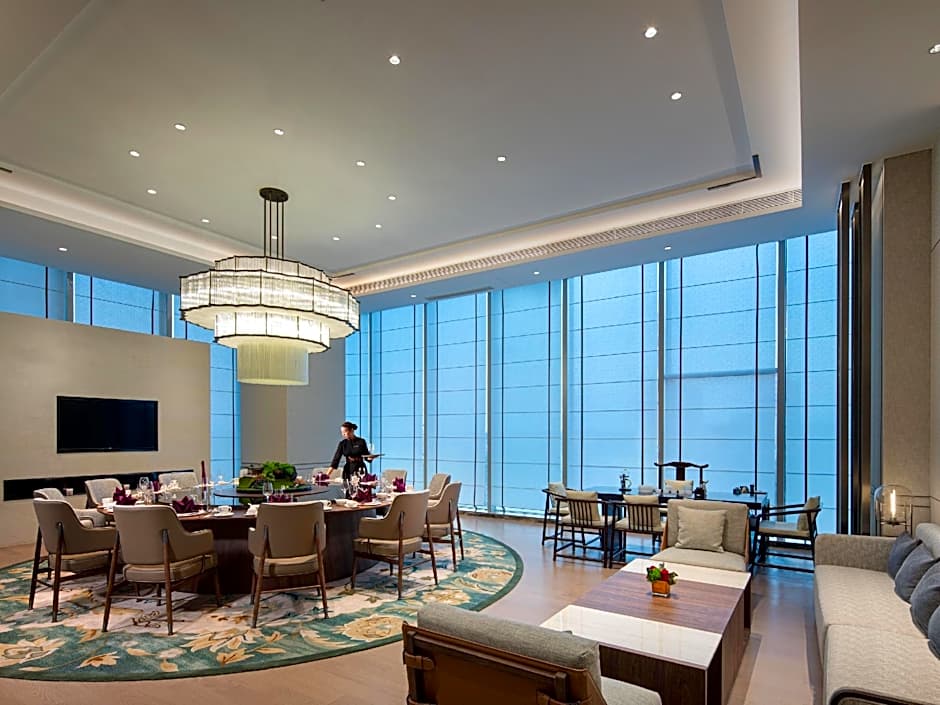 Pullman Huai'an Falcon