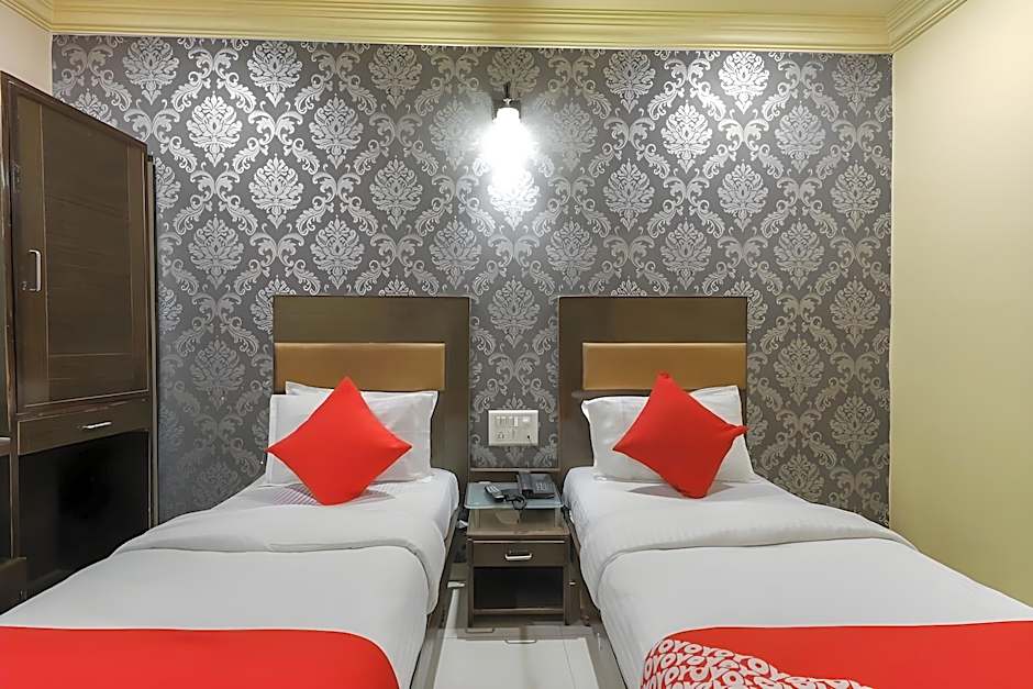 Hotel O Kanchan Palace