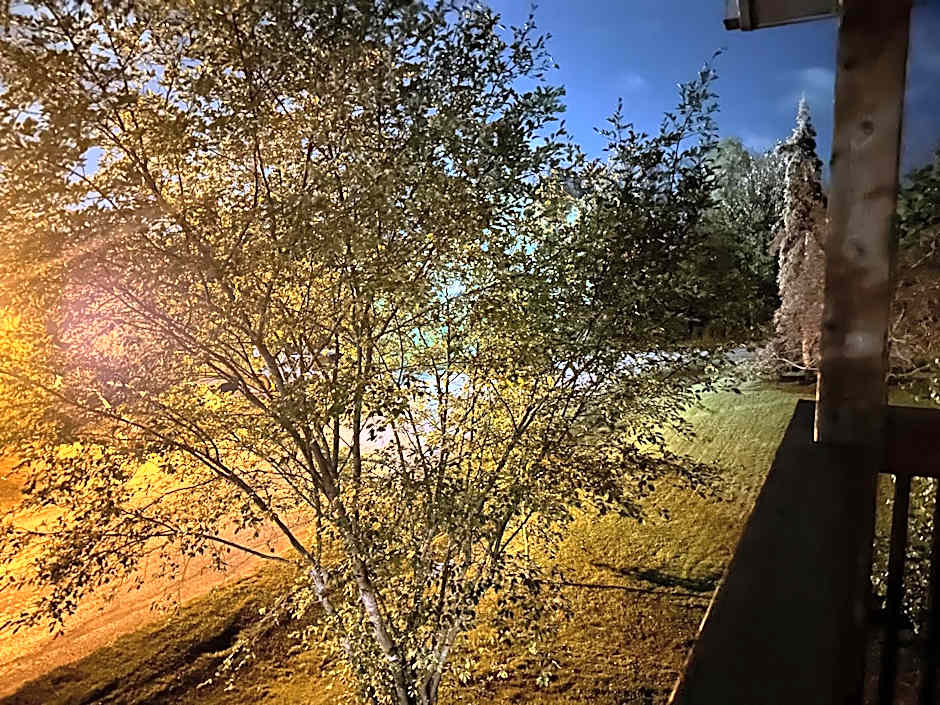 Beautiful tranquil centrally located condo