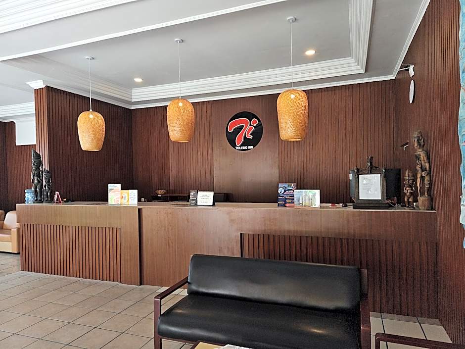 Toledo Inn