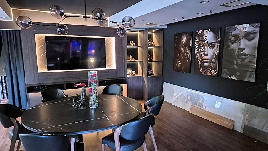 Design Hotel Mr. President Garni
