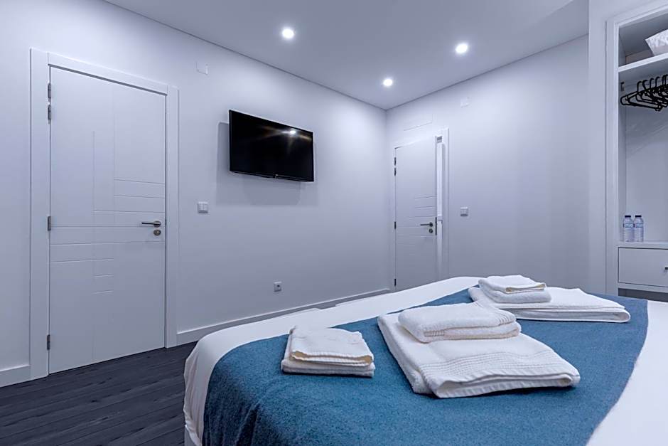 Ilheu 25 Peniche House