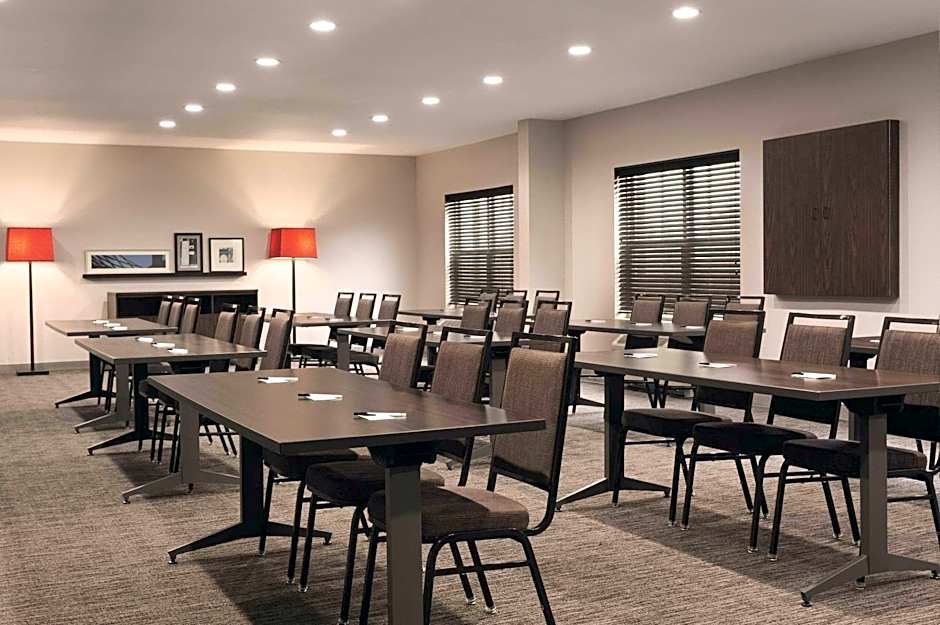Country Inn & Suites by Radisson, Bentonville South - Rogers, AR