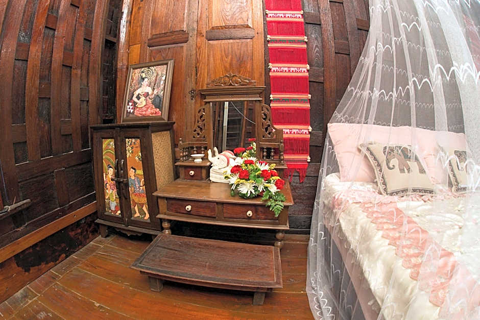 Baan Are Gong Riverside Homestay