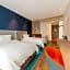Holiday Inn Express Yichang Riverside By IHG