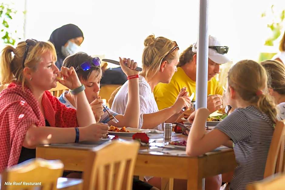 Nile Roof Hotel& Restaurant