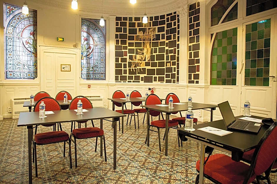 Grand Hotel Du Midi Chateaux & Hotels Collection