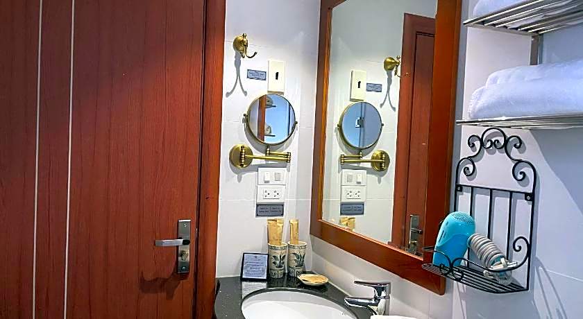 The Vancouver Hotel Ninh Binh