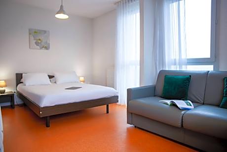 1 Double Bed Sofabed Nonsmoking Upgrade