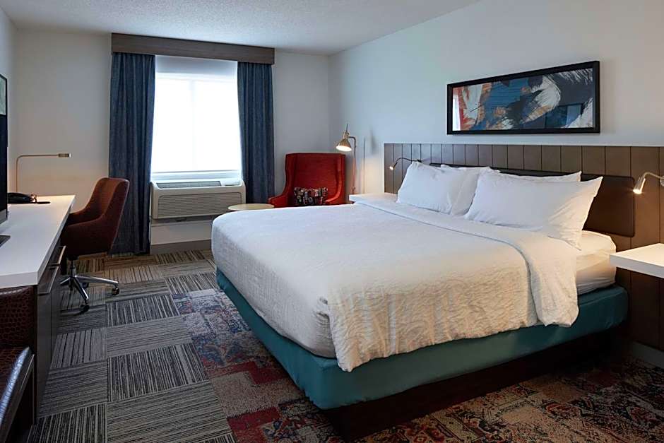 Photo 1 of 4 of 1 King Bed
